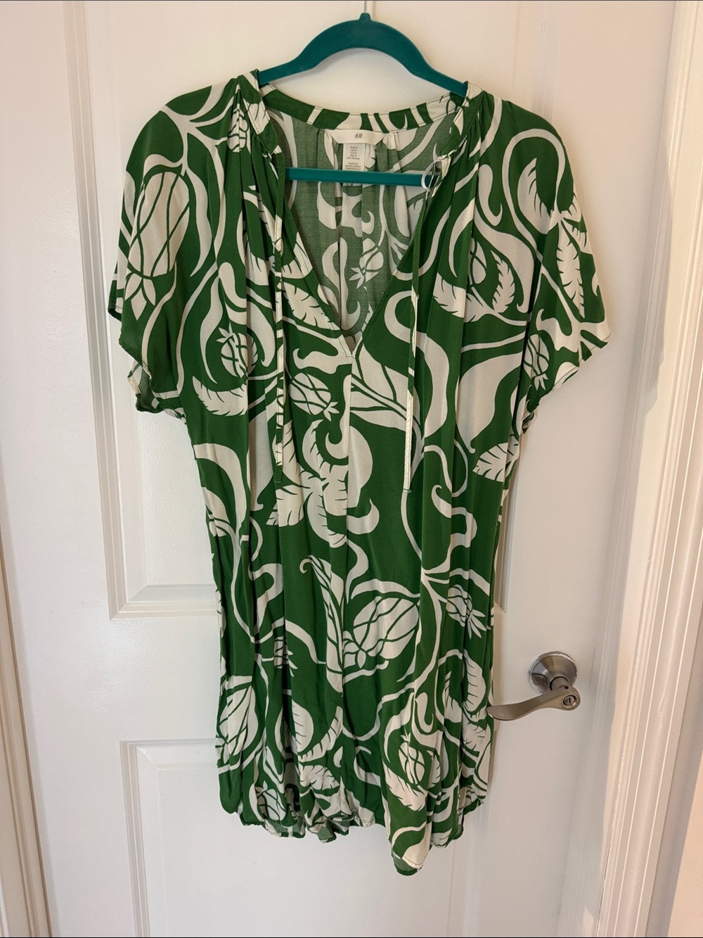 Green and White Printed V-Neck Women’s dress